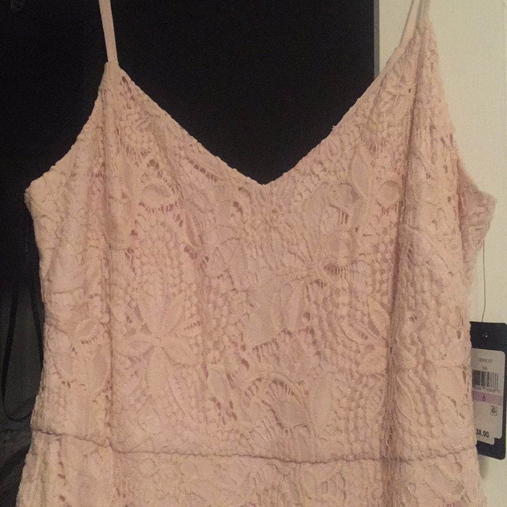 Guess blush dress ! - Picture 2 of 4